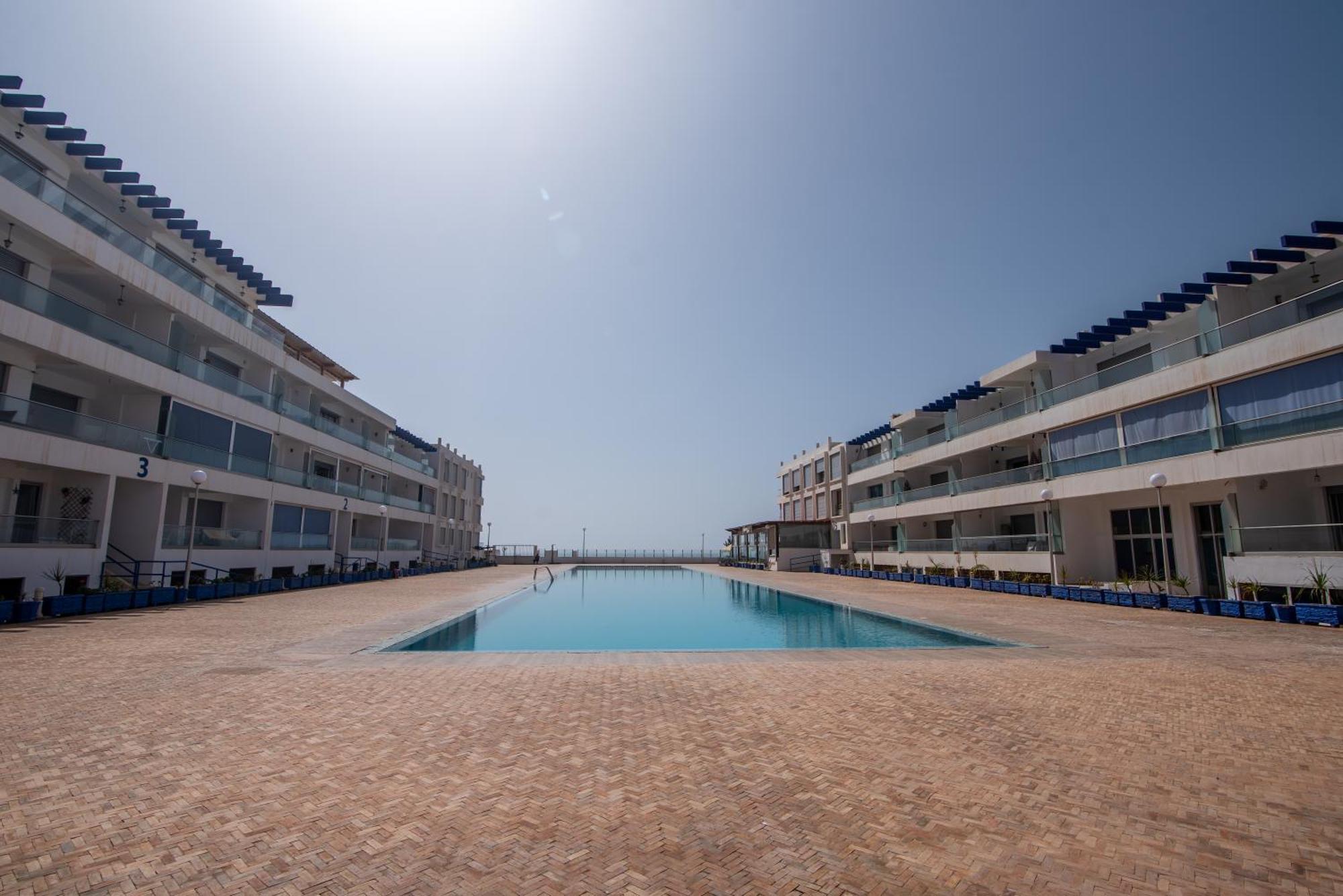 Appartement Pied Dans L'Eau Avec Piscine Aourir Esterno foto
