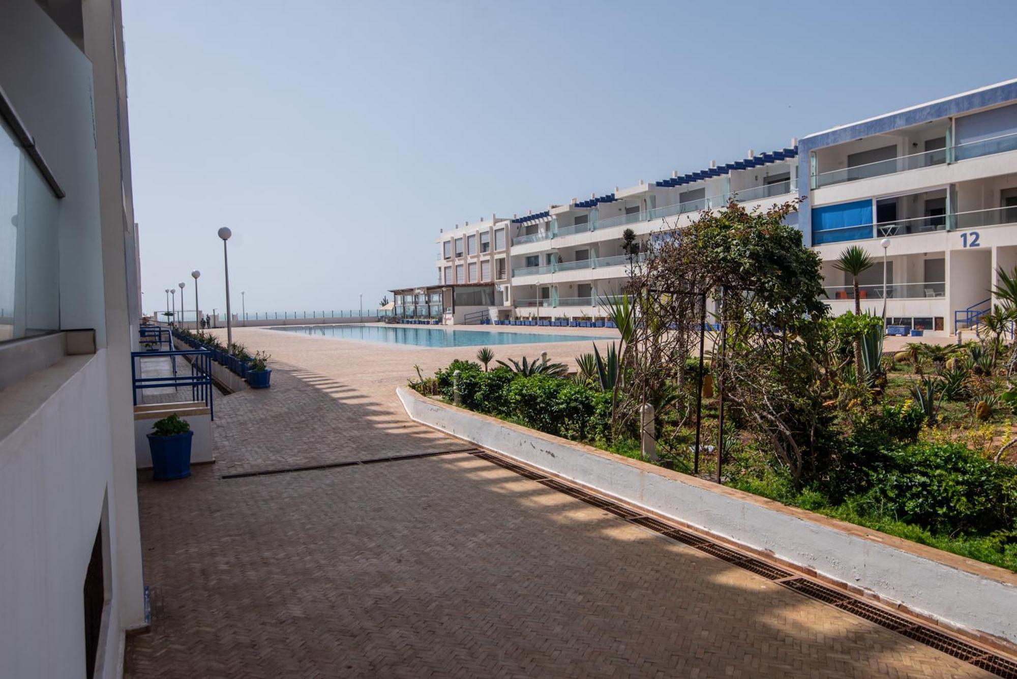 Appartement Pied Dans L'Eau Avec Piscine Aourir Esterno foto